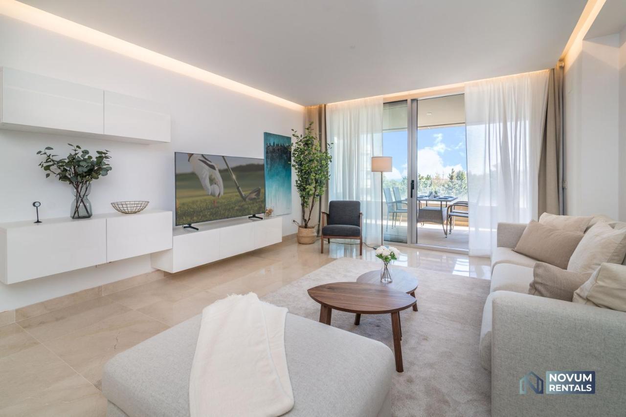 Newly Built Modern Penthouse In Puerto Banus *